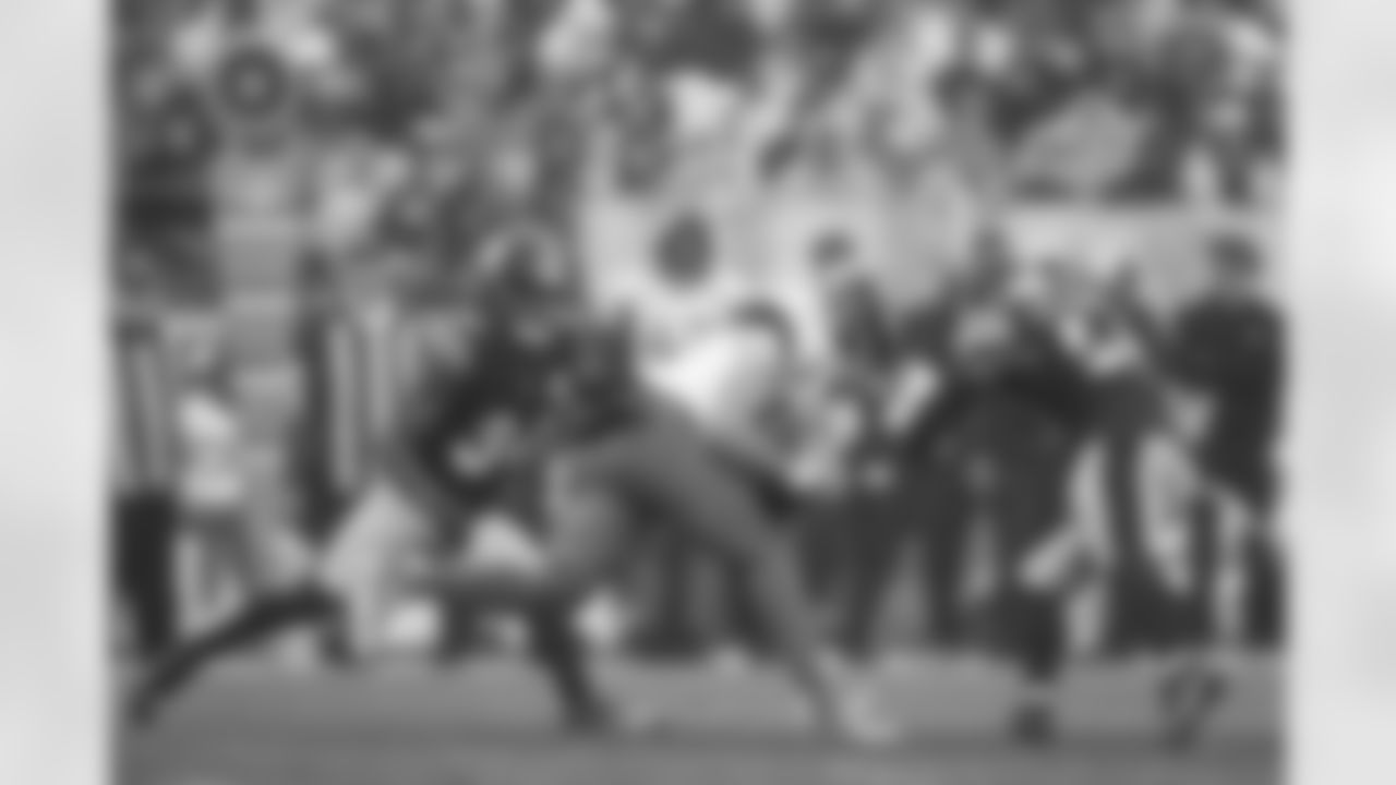 Jacksonville Jaguars vs. Pittsburgh Steelers
QB Trevor Lawrence (16)