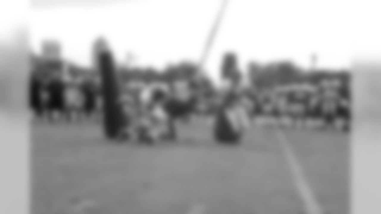 2009 Training Camp - Oklahoma Drill