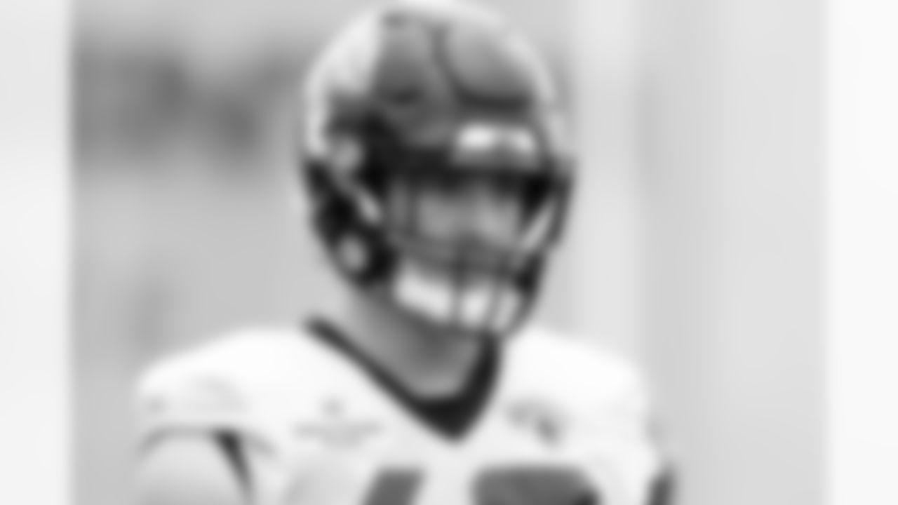 LB Chad Muma (48)