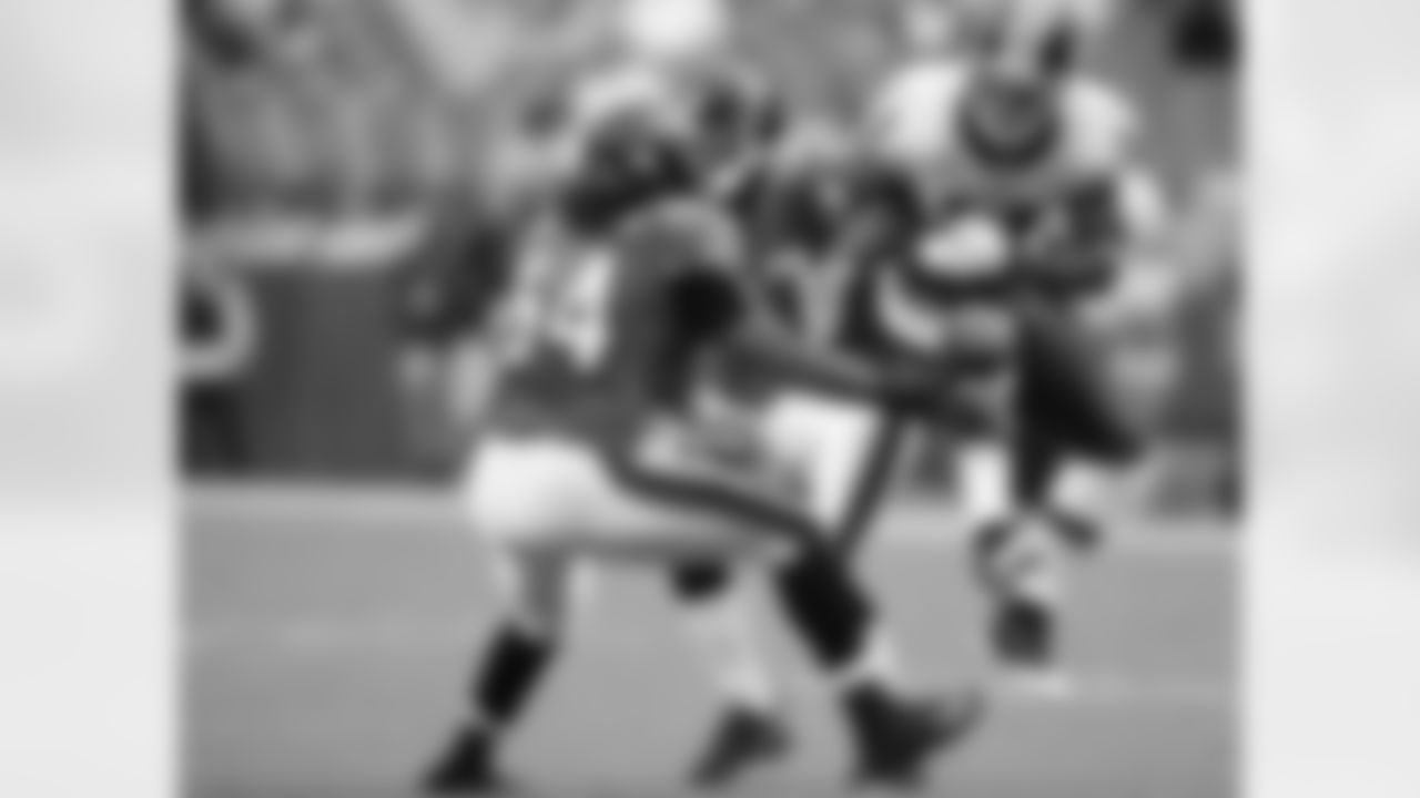 54 Mike Peterson, #27 Rashean Mathis