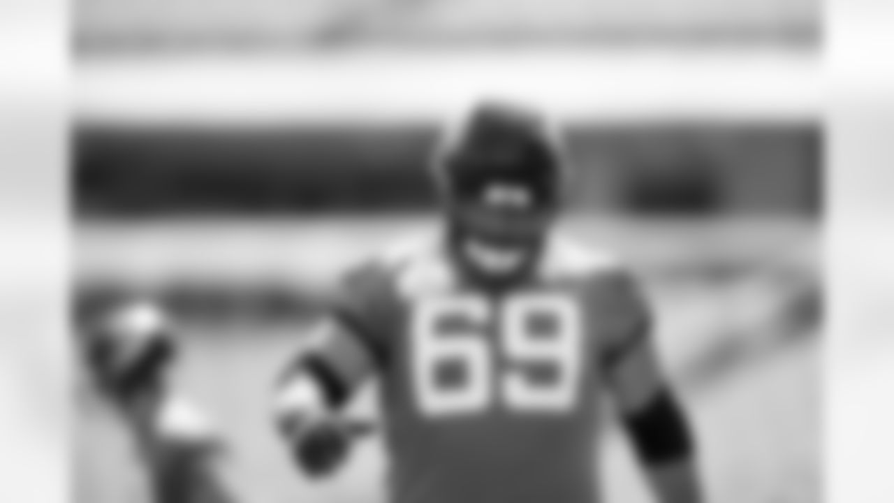 Jacksonville Jaguars offensive lineman Tyler Shatley (69) during OTAs at TIAA Bank Field in Jacksonville, FL on May 29, 2023. (Kam Nedd/Jacksonville Jaguars)