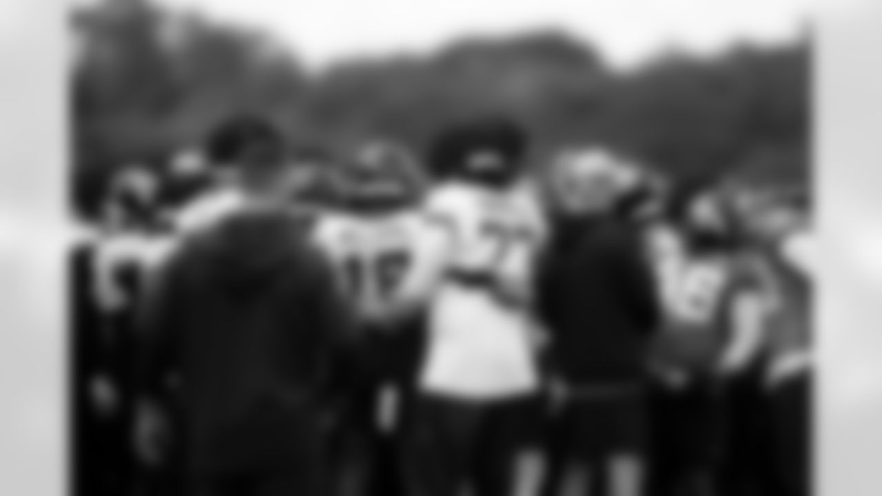 OL Anton Harrison (77)