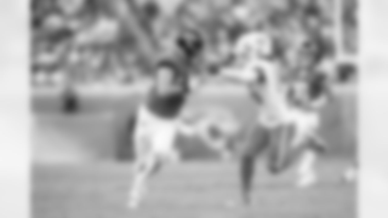 Jacksonville Jaguars vs. Miami Dolphins
TE Luke Farrell (89)