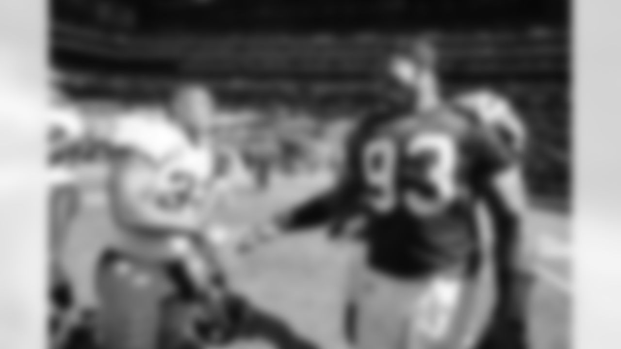 32 Maurice Jones-Drew