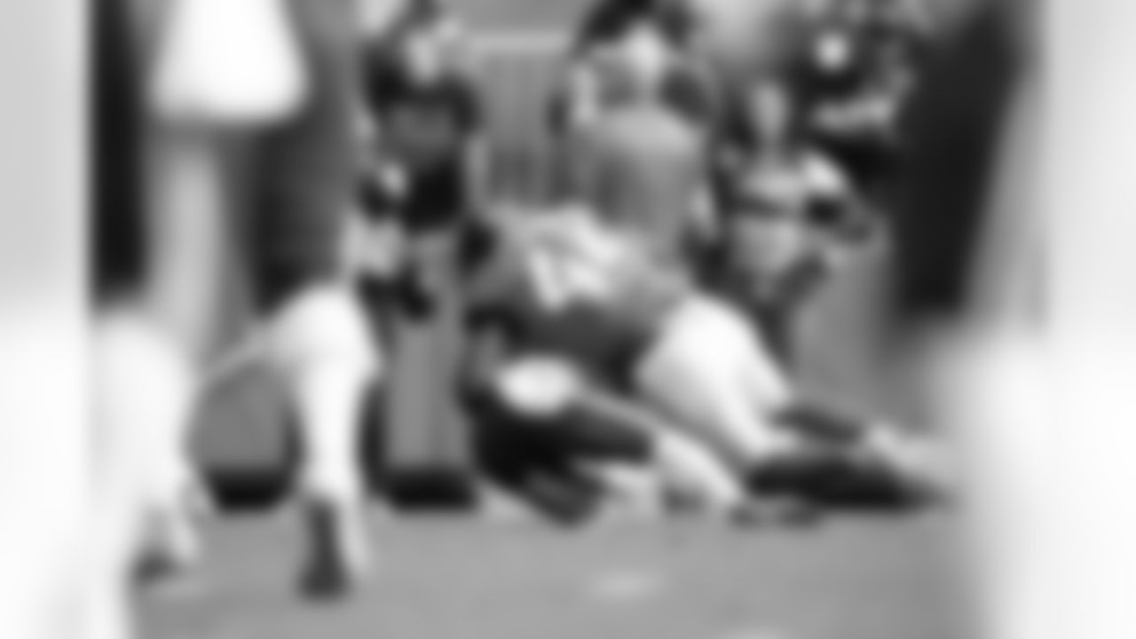 2021_1107_Bills_Home_1304