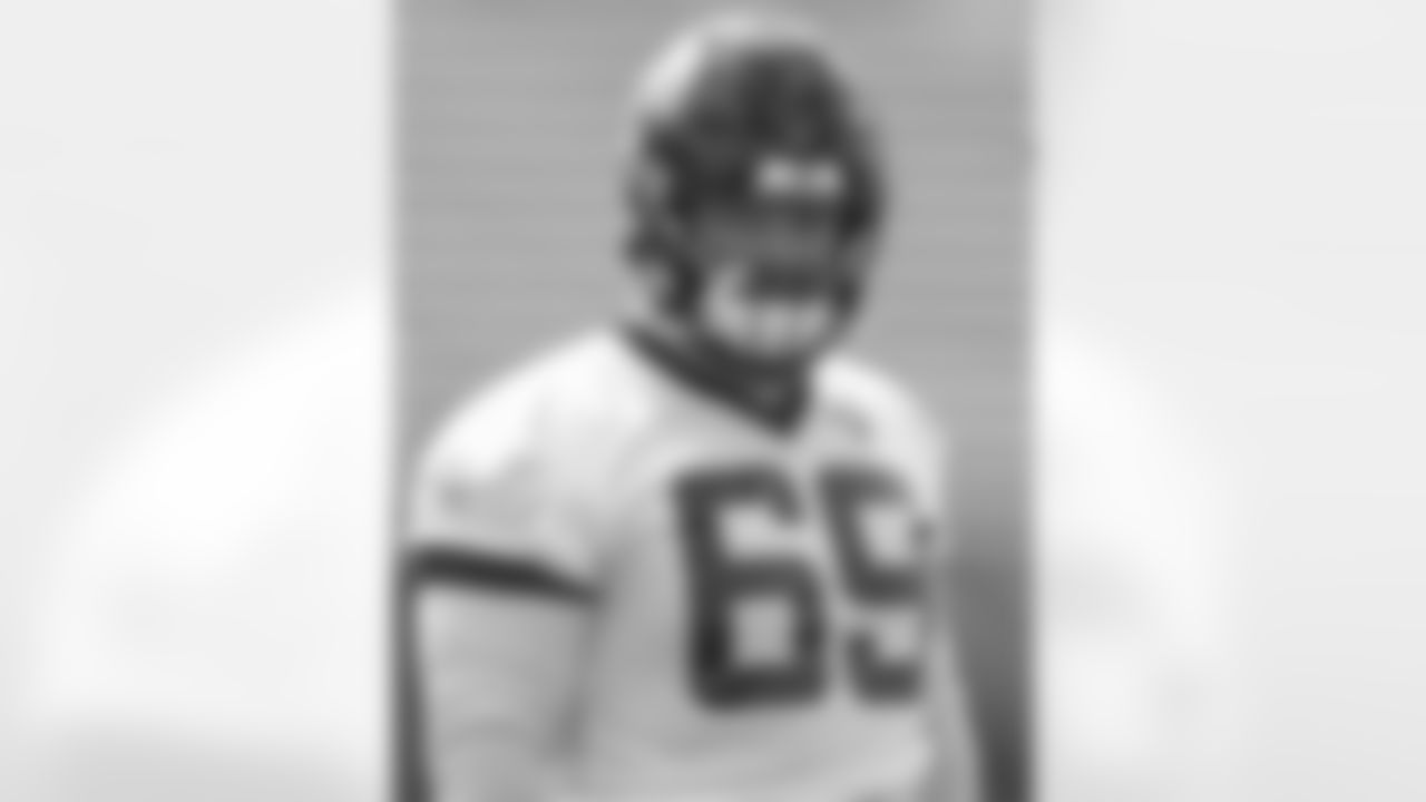 2020-08-23 - Jaguars Practice - Rick WIlson - -13