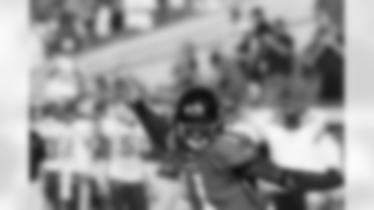 11 Mike Sims-Walker