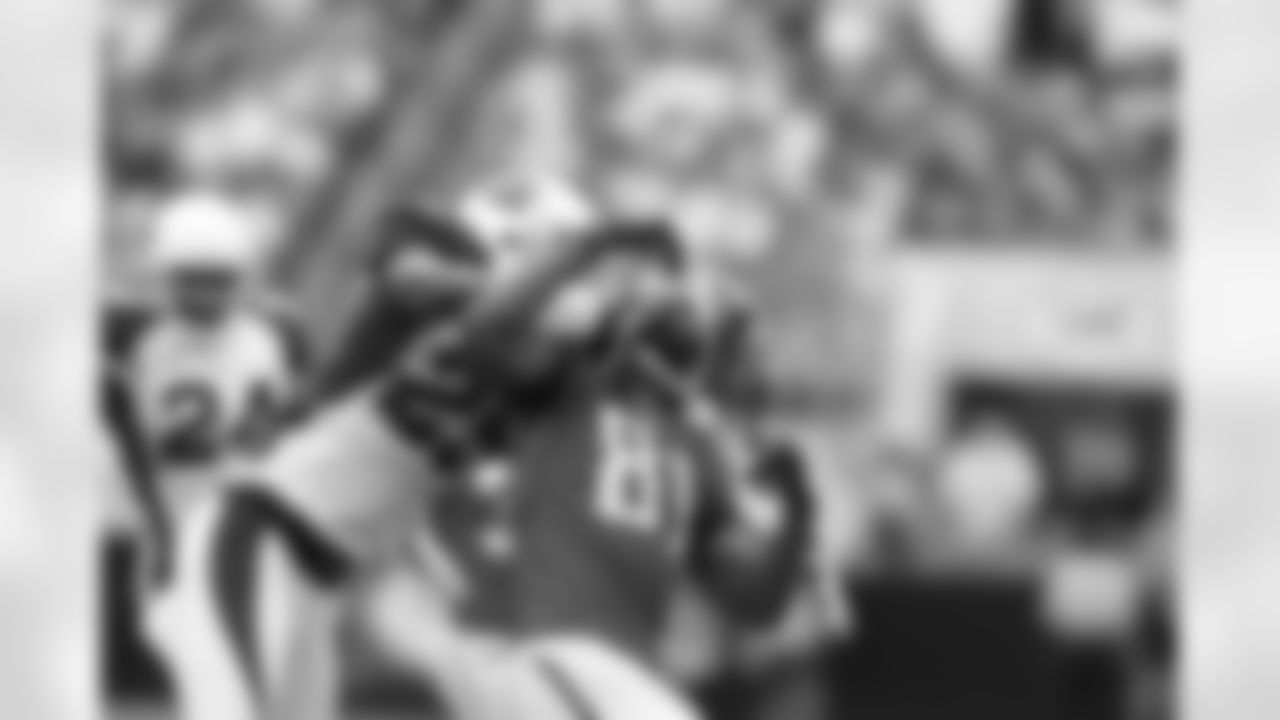 81 Torry Holt
