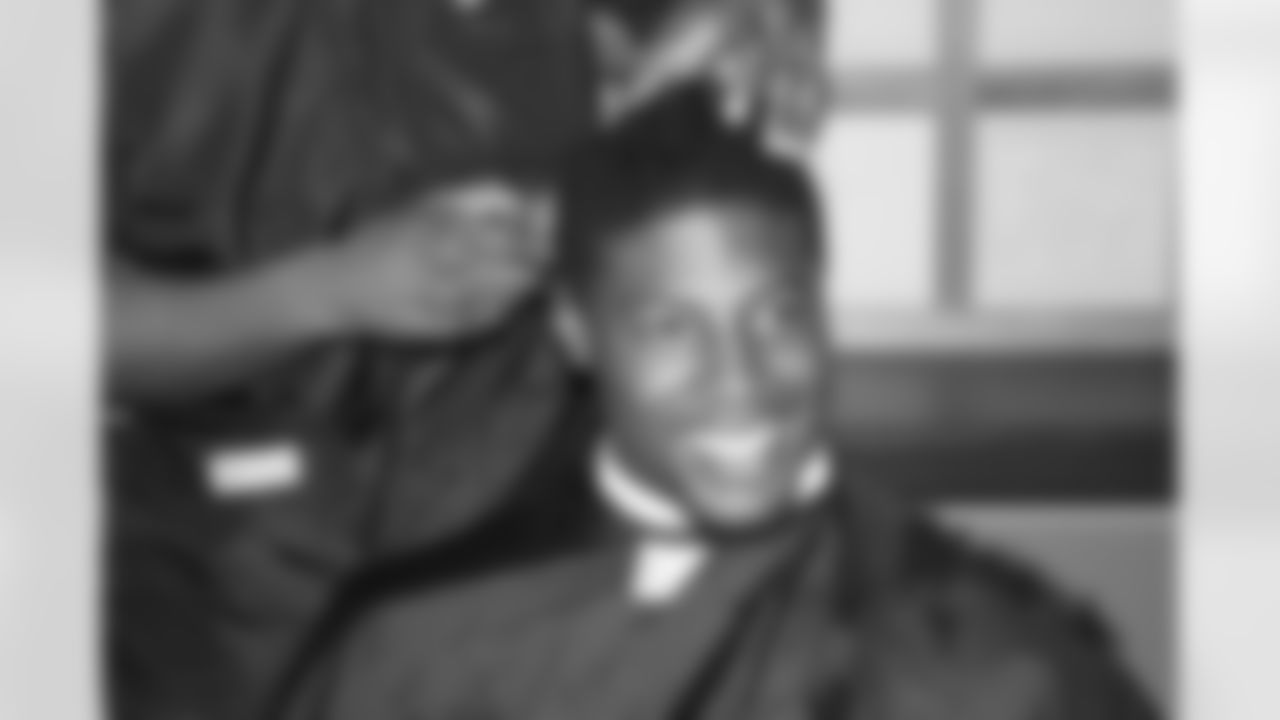 Wilford cuts hair to honor Wolfson Children's Hospital Oncol