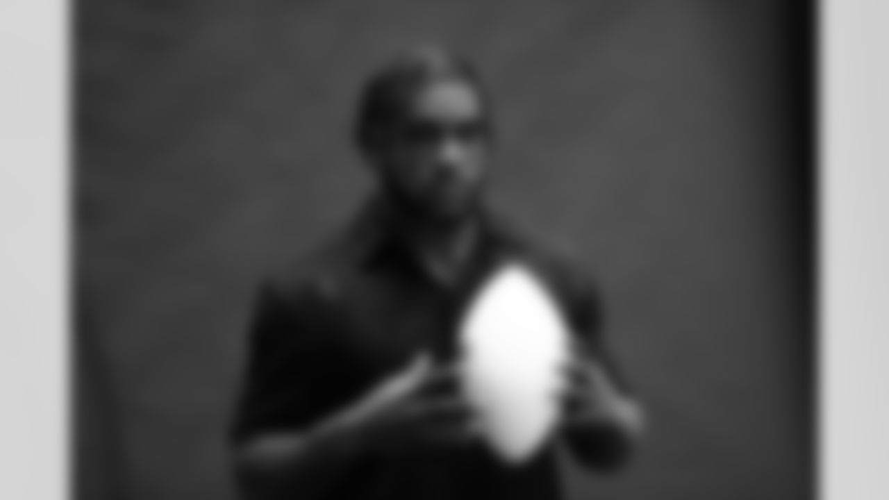 BTS — 2023 Draft Class JAX Photoshoot
RB Tank Bigsby