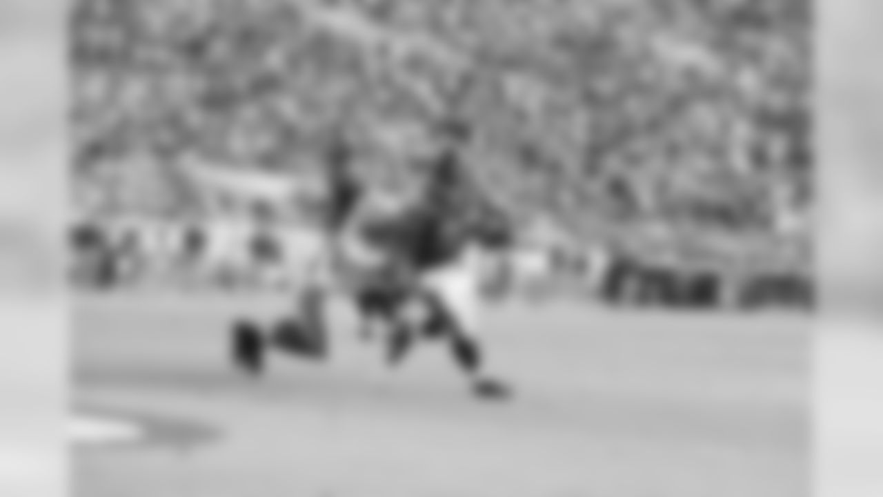32 Maurice Jones-Drew
