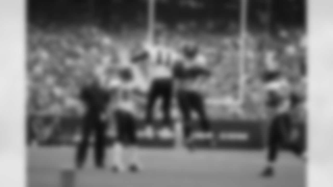 81 Torry Holt, #11 Mike Sims-Walker, #32 Maurice Jones-Drew, #33 Greg Jones