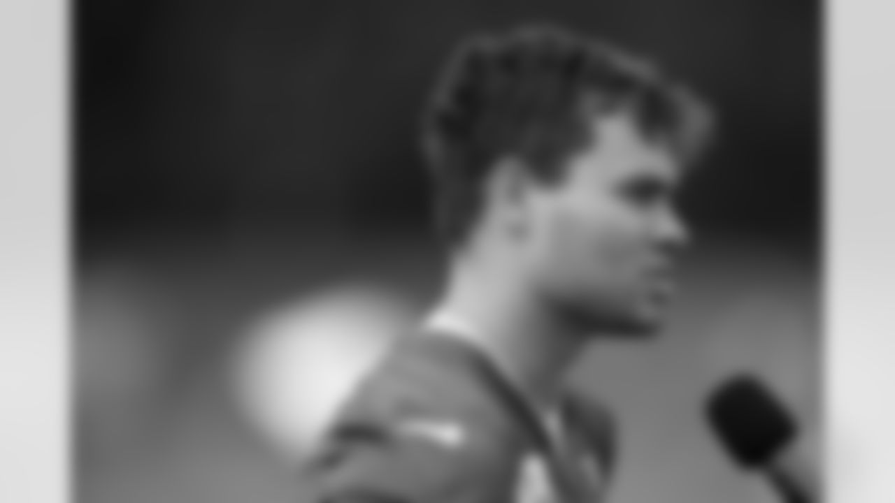 QB Nathan Rourke