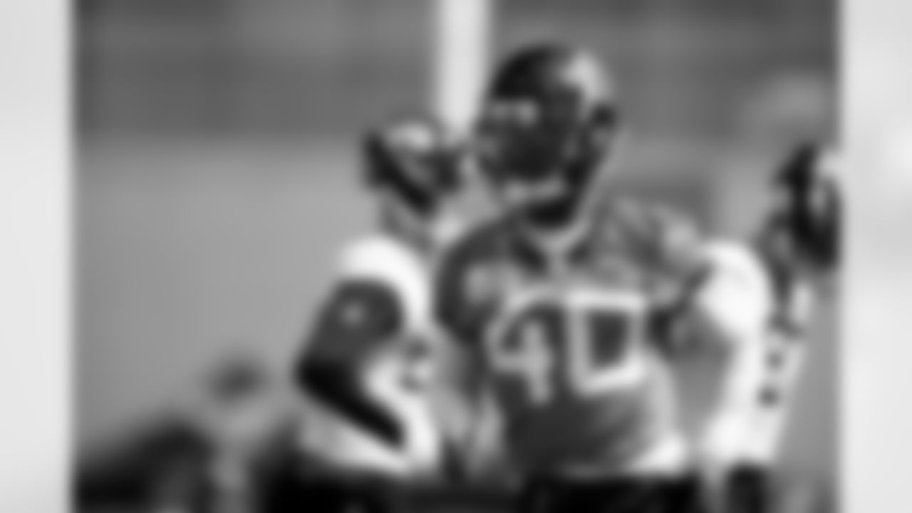 CB Erick Hallett II (40)