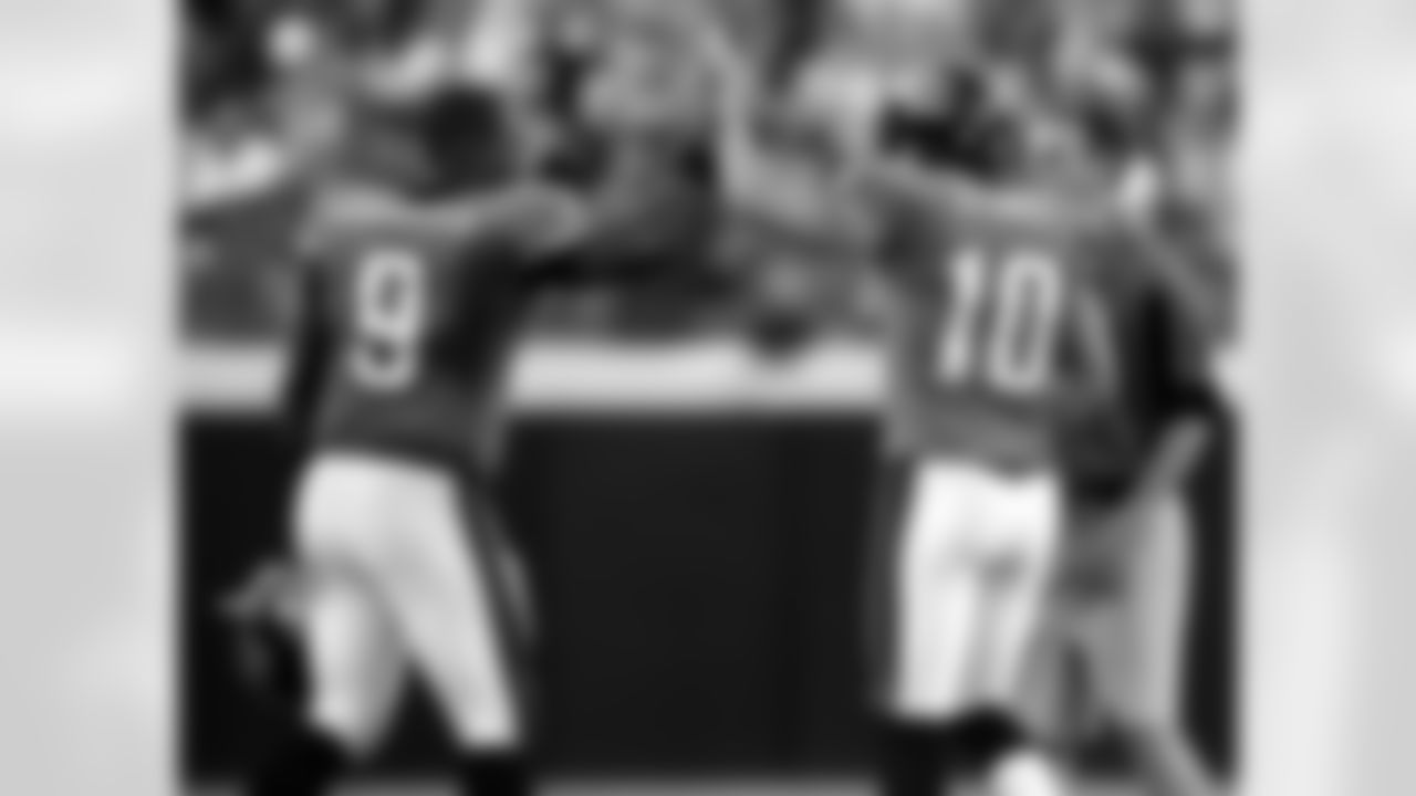 9 David Garrard, #10 Josh Scobee