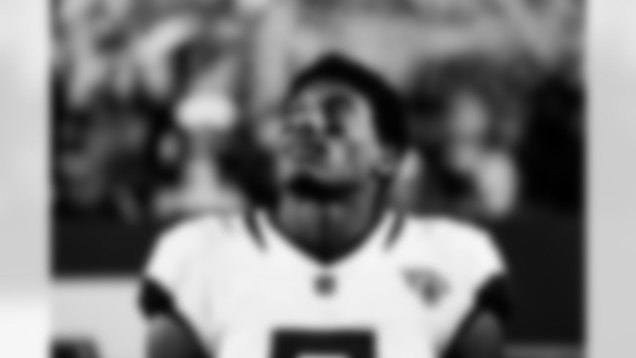 Jacksonville Jaguars vs. Indianapolis Colts
WR Zay Jones (7)