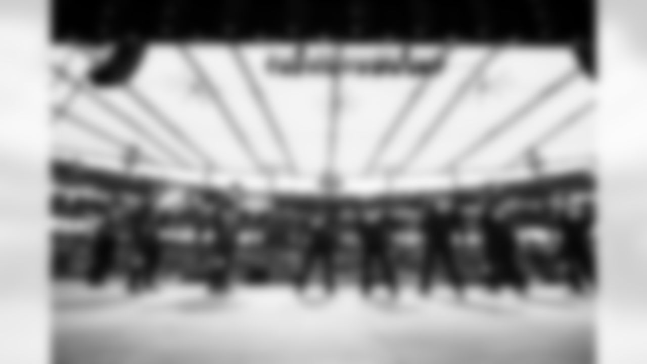 2023_0121_DuuuvalWatchParty_030