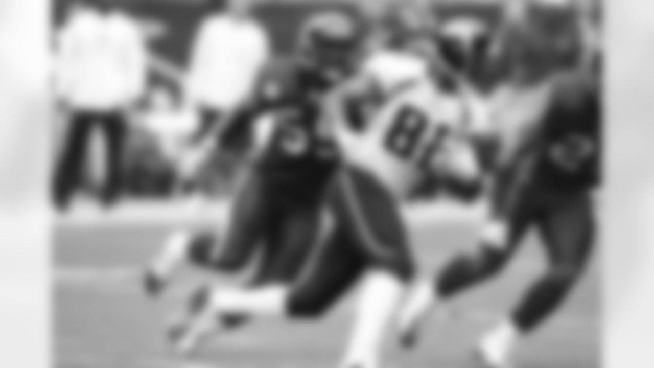 81 Torry Holt