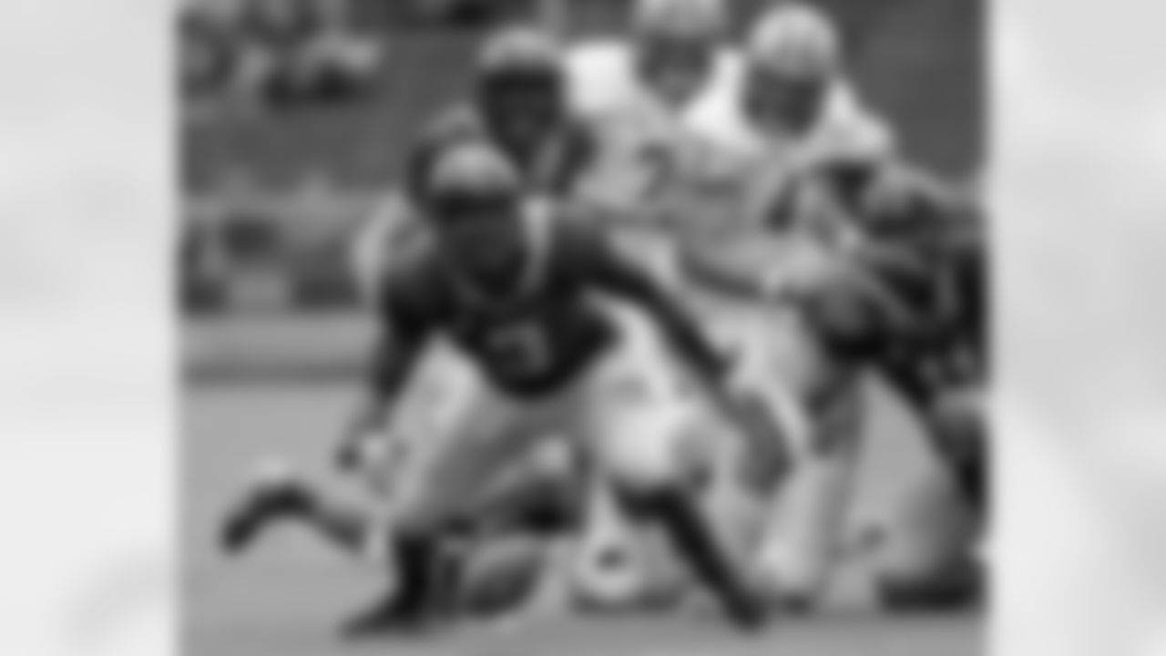#56 D.J. Holt