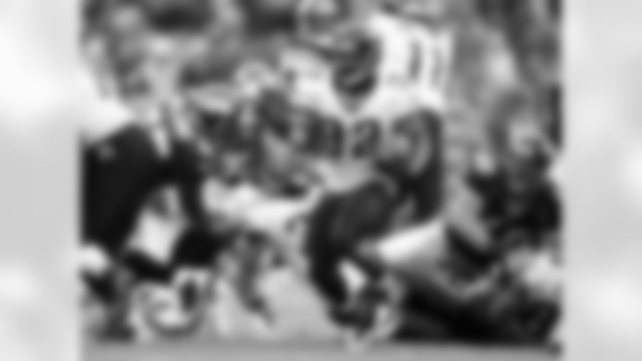 32 Maurice Jones-Drew