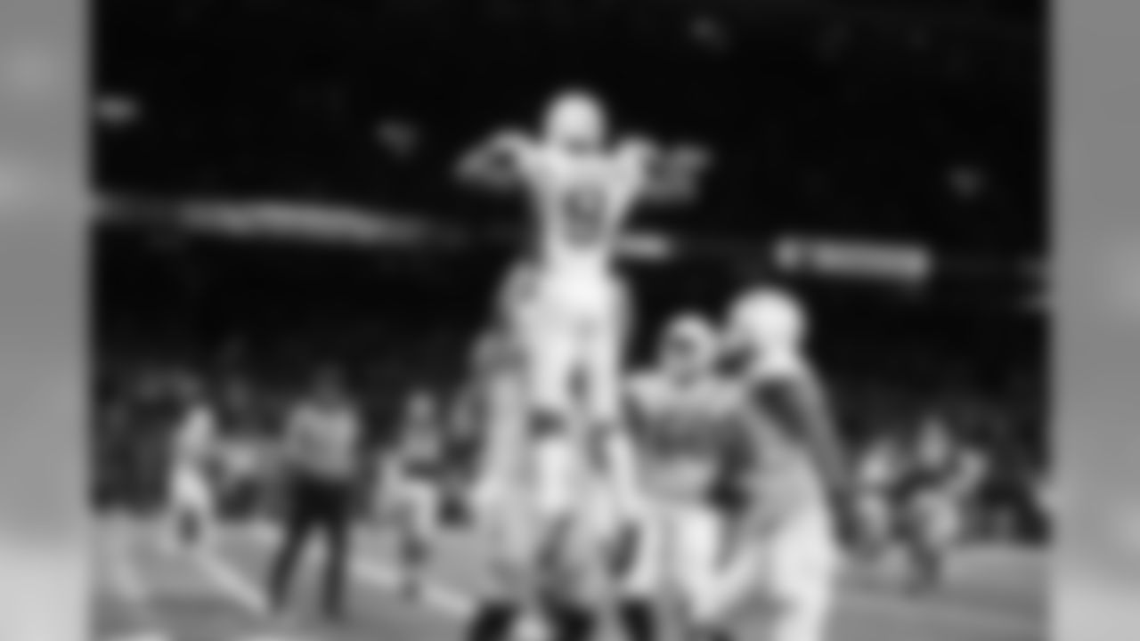 Texas wide receiver Collin Johnson (9) celebrates his 2-point conversion in the second half of the Sugar Bowl NCAA college football game against Georgia in New Orleans, Tuesday, Jan. 1, 2019. (AP Photo/Butch Dill)