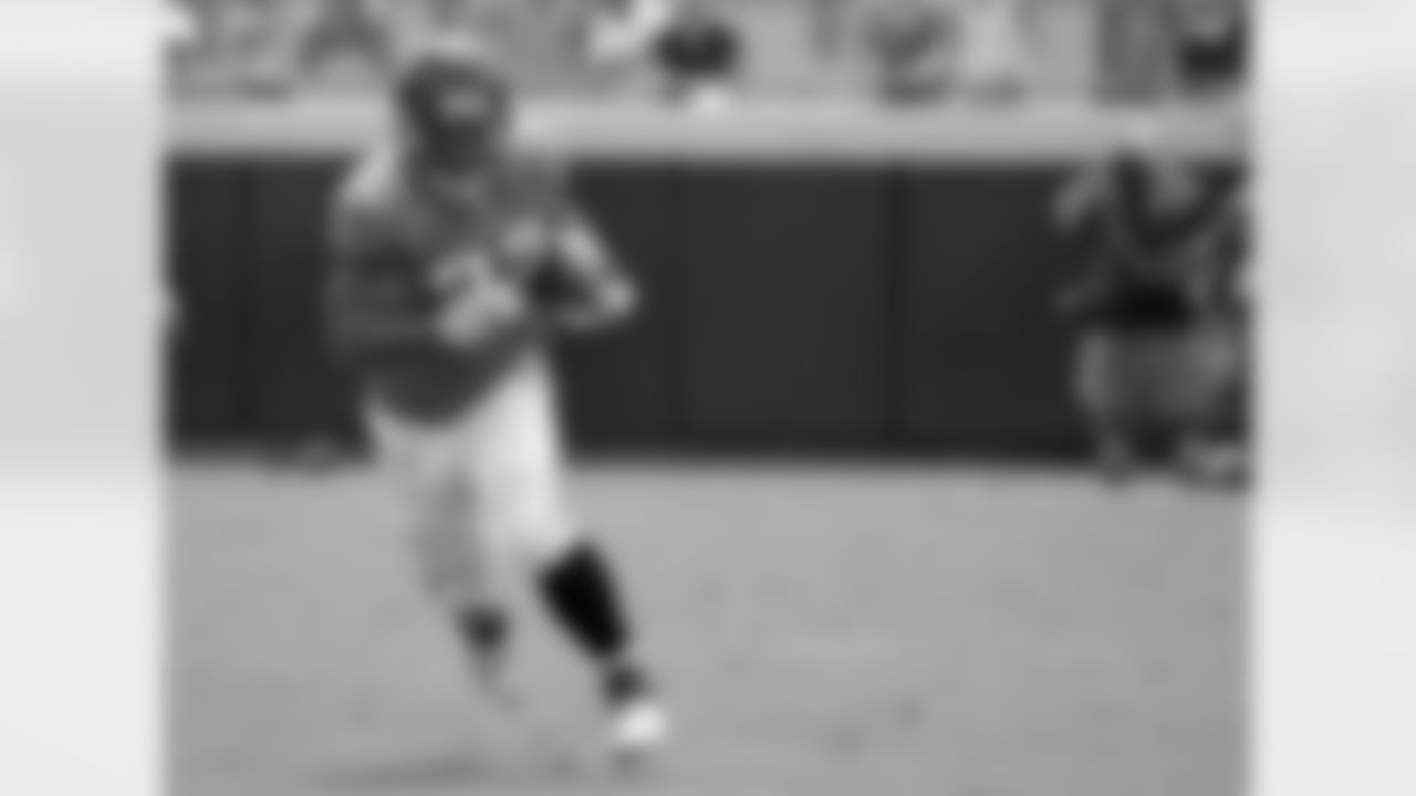 32 Maurice Jones-Drew