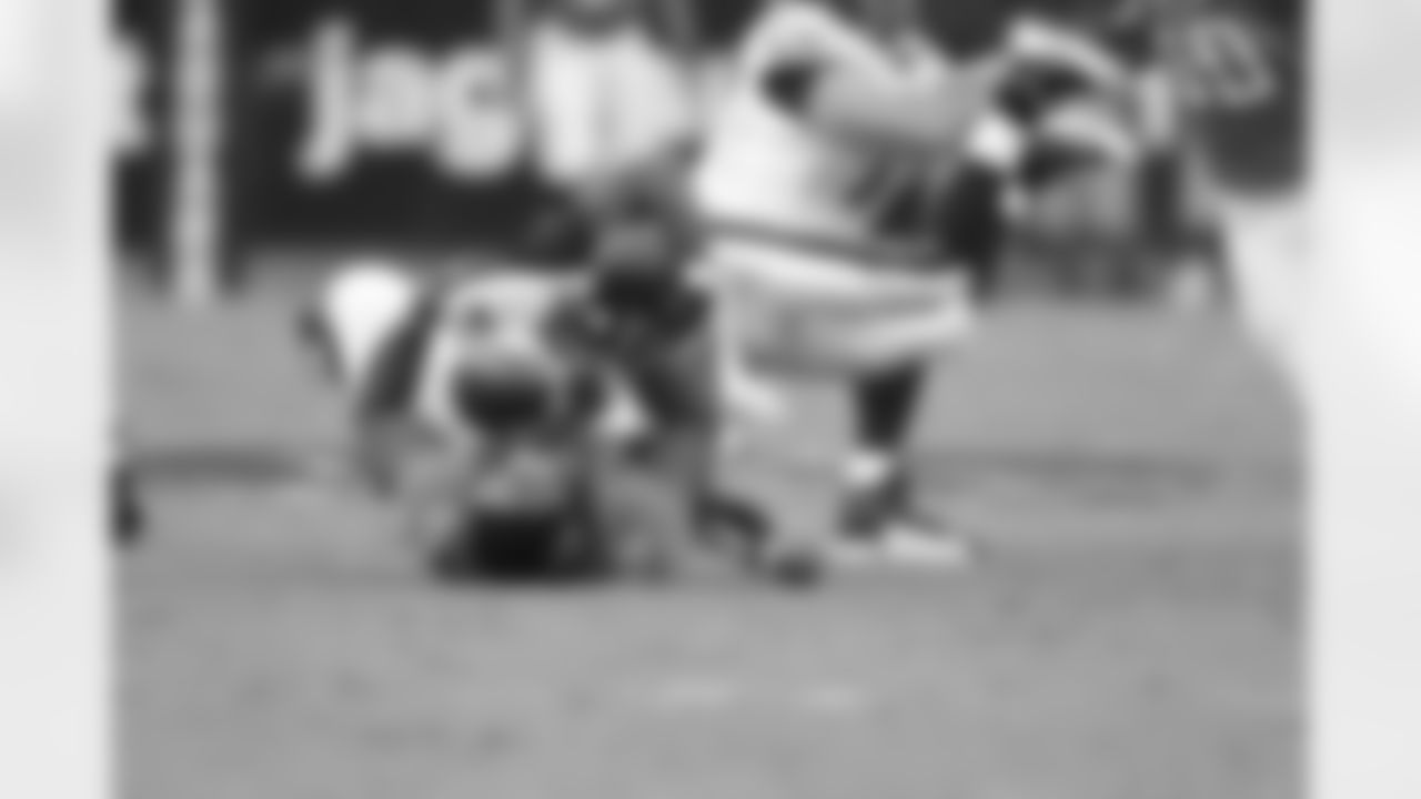 96 Terrance Knighton
