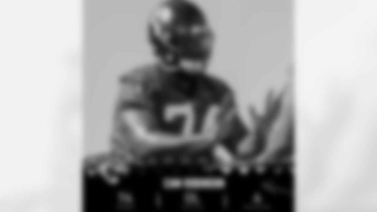 53-man-roster-graphic-74-Robinson