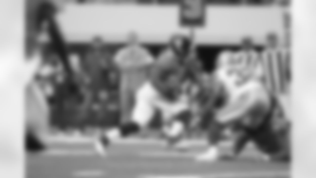 32 Maurice Jones-Drew