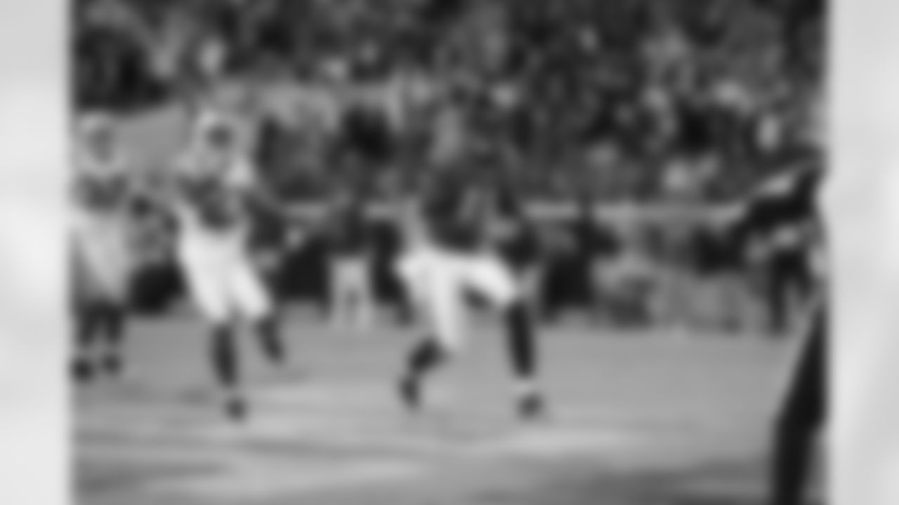 11 Mike Sims-Walker