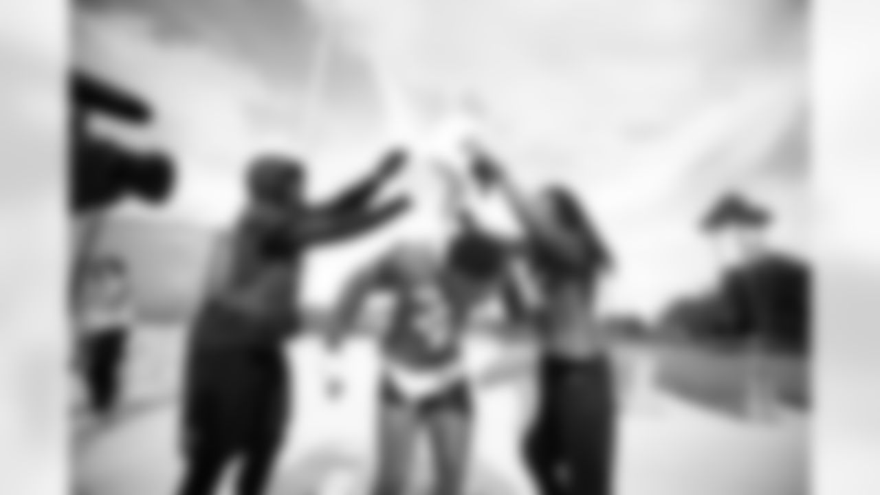 2021_1111_JoshAllenNickelodeon020