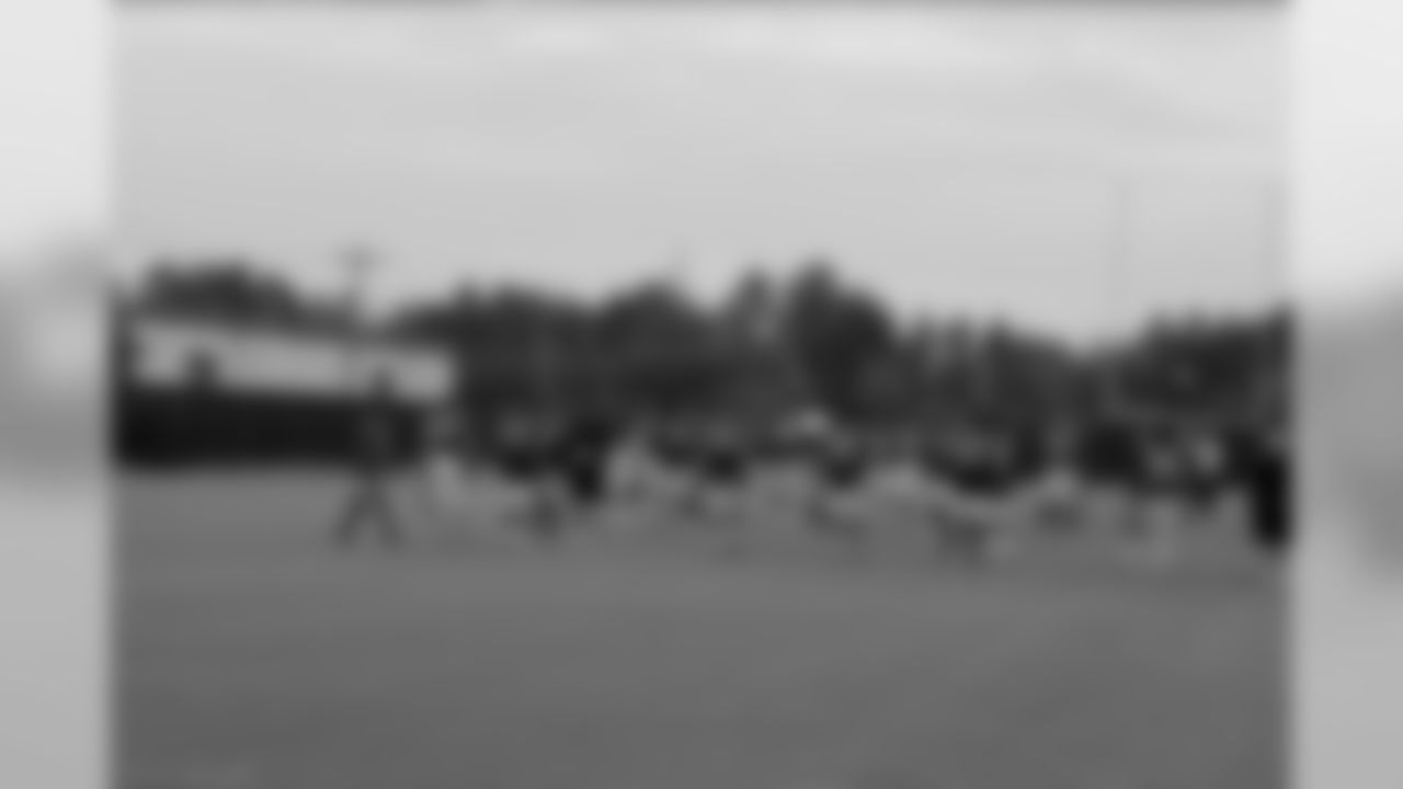 2009 Training Camp - Oklahoma Drill