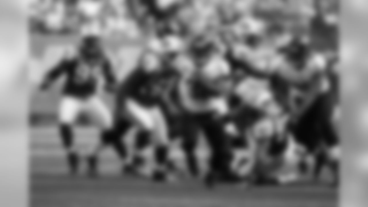 32 Maurice Jones-Drew