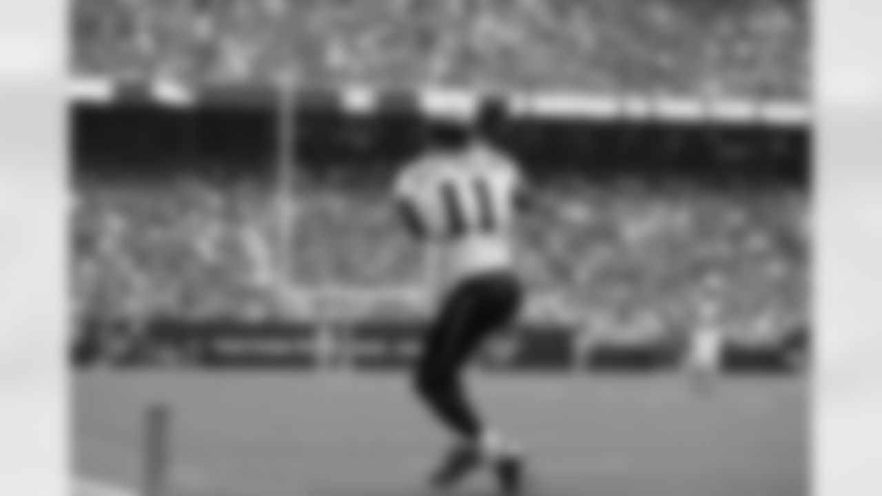 11 Mike Sims-Walker