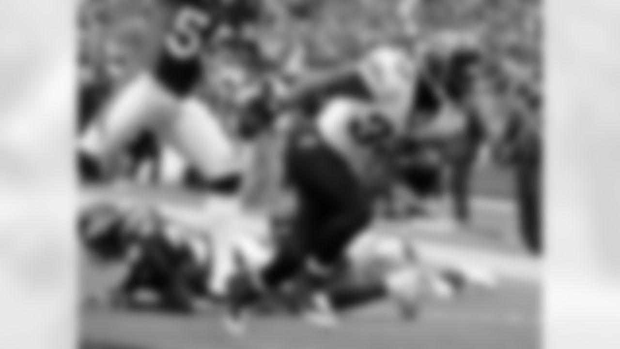 32 Maurice Jones-Drew