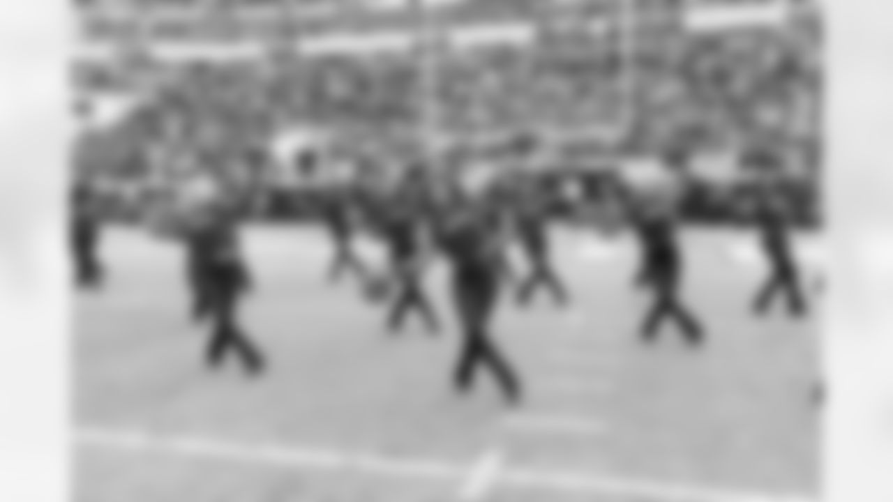2010 Season - Raiders vs. Jaguars (ROAR)