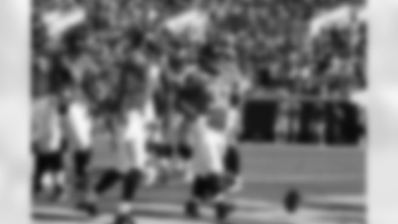 32 Maurice Jones-Drew