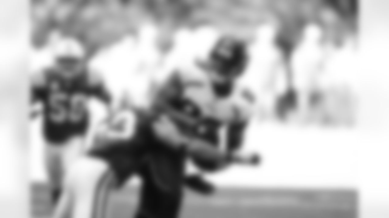 89 Marcedes Lewis