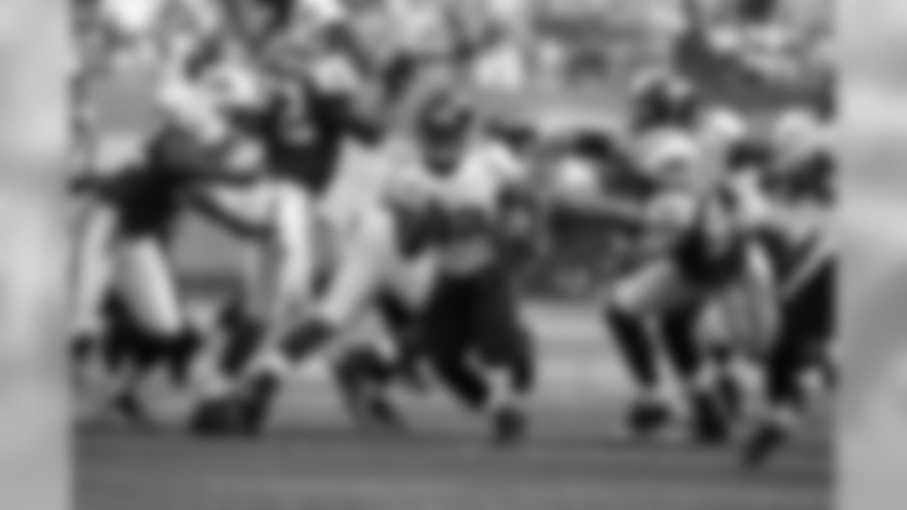 32 Maurice Jones-Drew