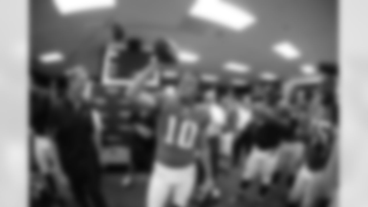 10 Josh Scobee