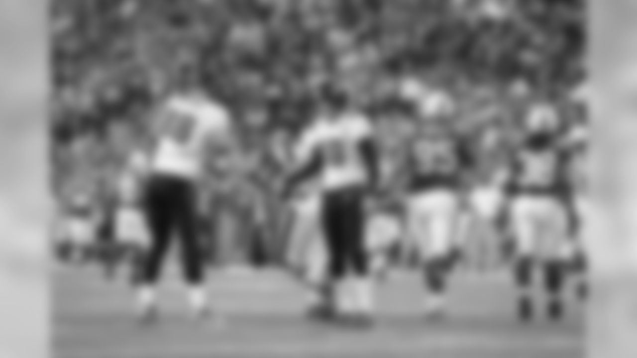 88 Zach Potter, #10 Josh Scobee