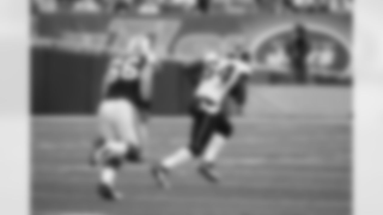 54 Quentin Groves