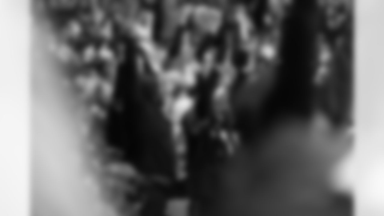 2023_0121_DuuuvalWatchParty_086