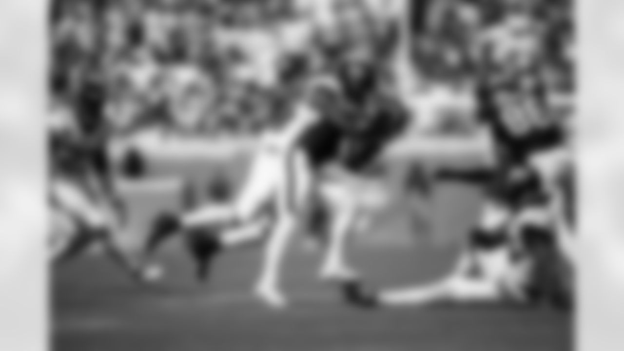 Jacksonville Jaguars vs. Houston Texans
DL Jeremiah Ledbetter (99)