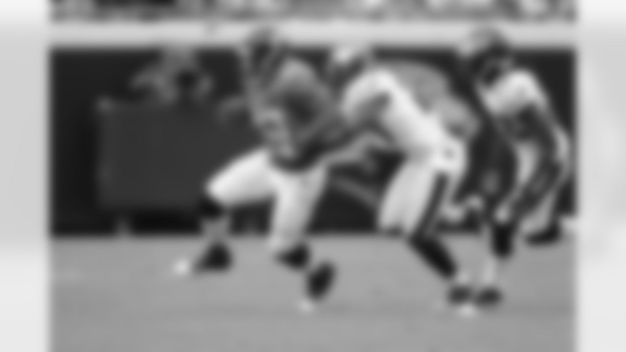 23 Rashad Jennings