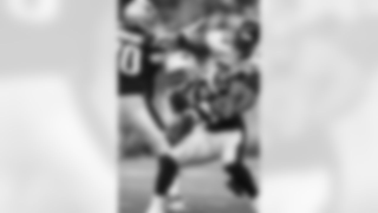 54 Quentin Groves