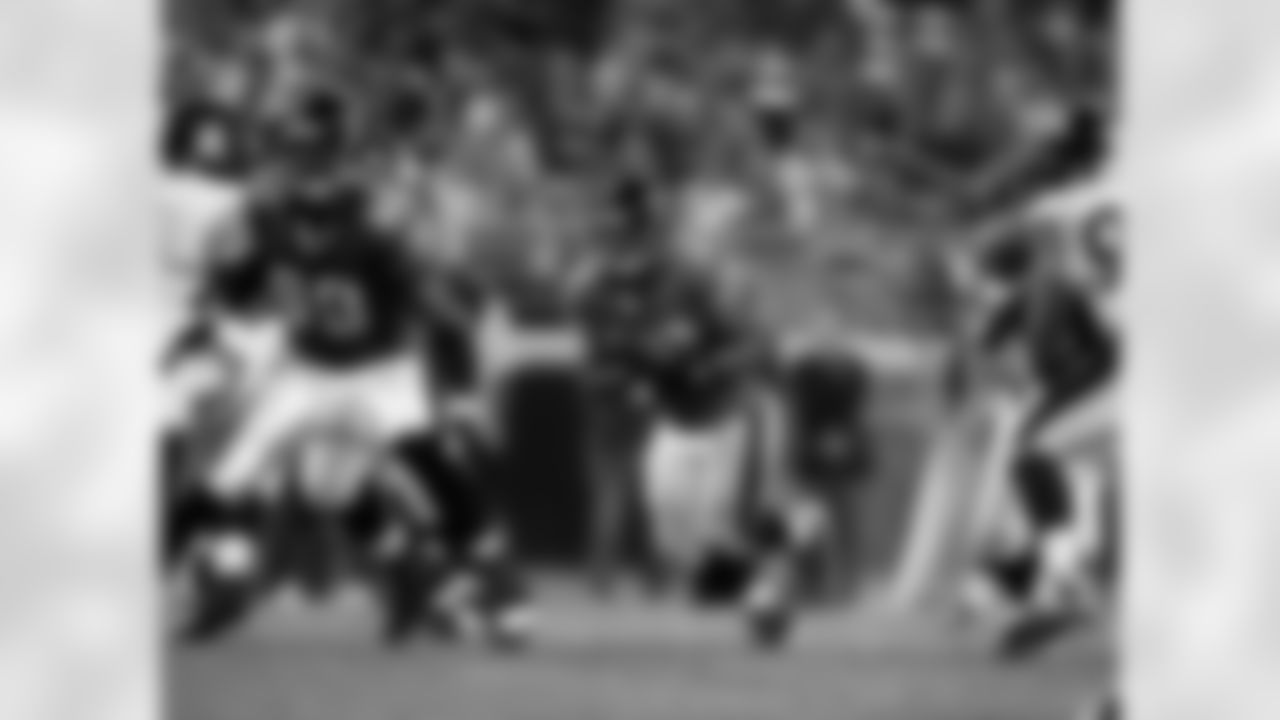 89 Marcedes Lewis, #32 Maurice Jones-Drew