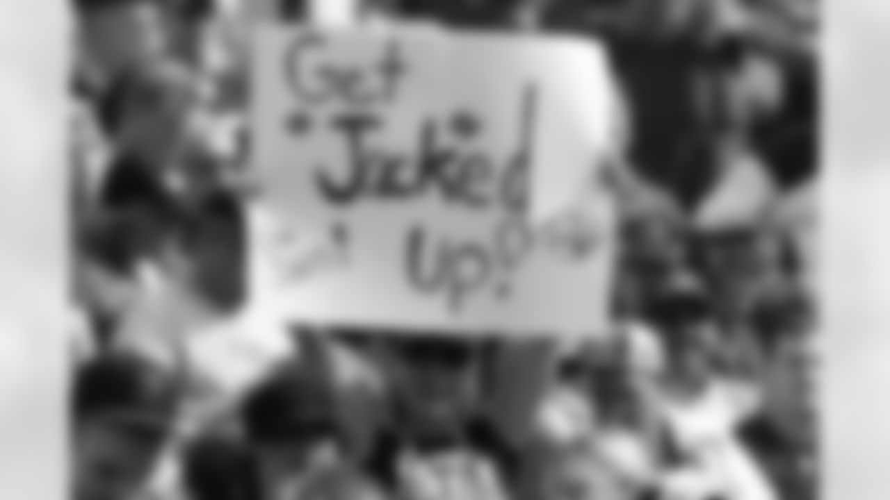 2010 Season - Jaguars vs. Bills