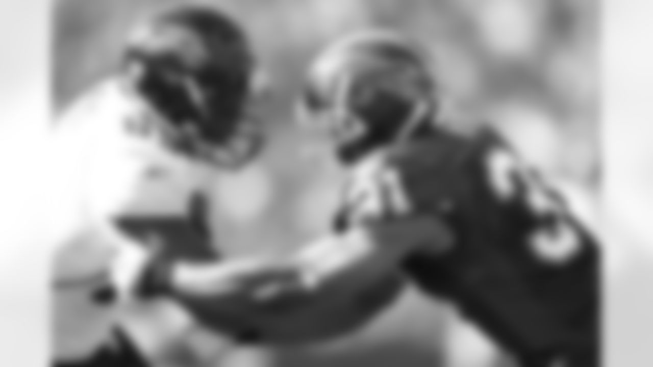 89 Marcedes Lewis