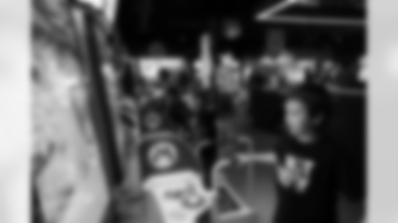 2023_1010_SurvivorNight_57